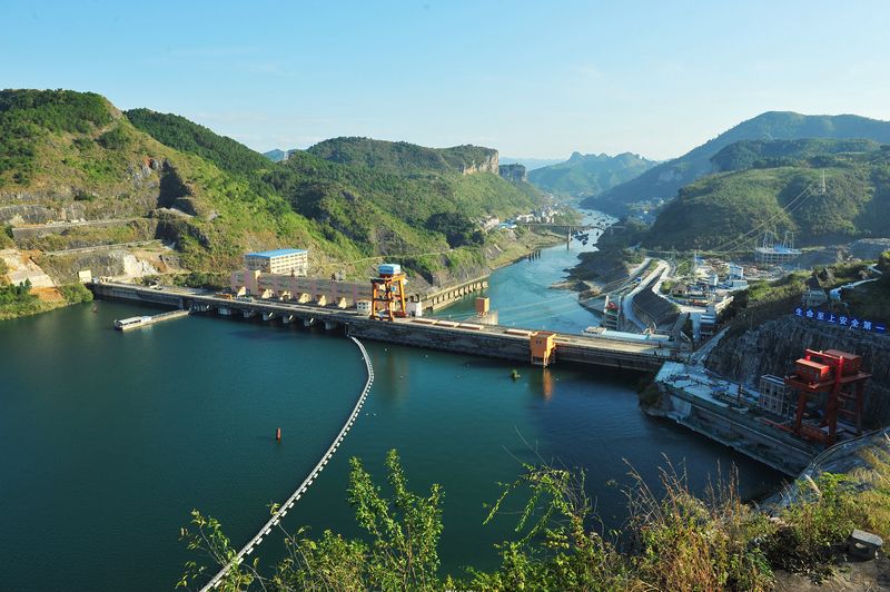 廣西巖灘水力電廠