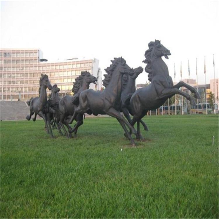 銅馬