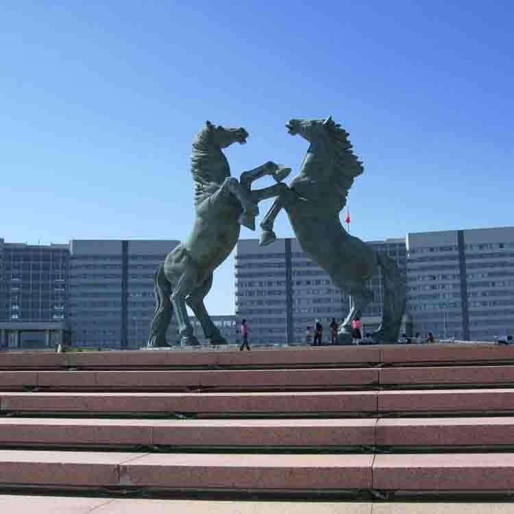 銅馬